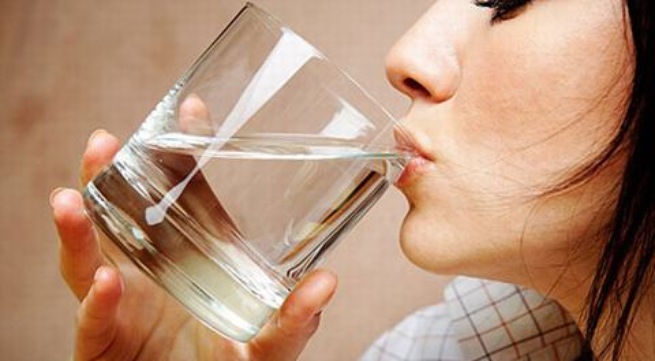 Phương pháp uống nước đẩy lùi ung thư